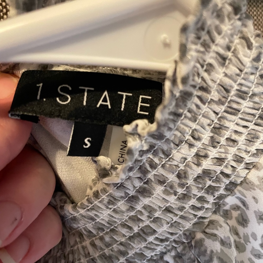 NWT blouse. Gray and white leopard print. Size small - Picture 5 of 7